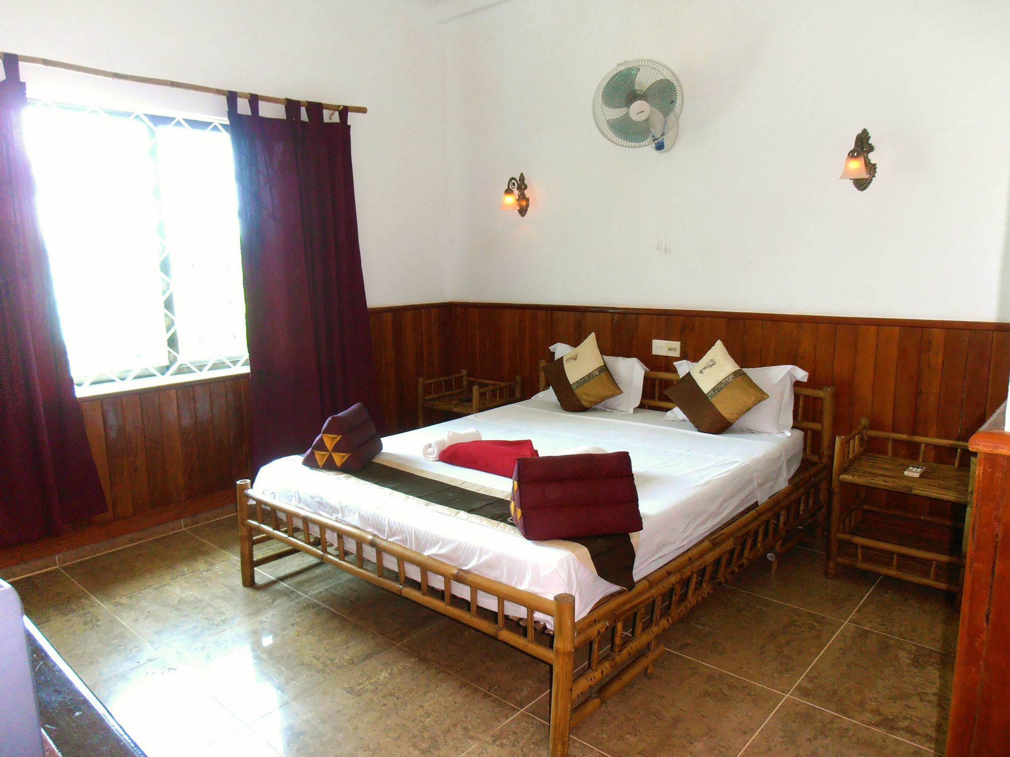 Firefly Guesthouse - The Berlin Angkor سيام ريب المظهر الخارجي الصورة